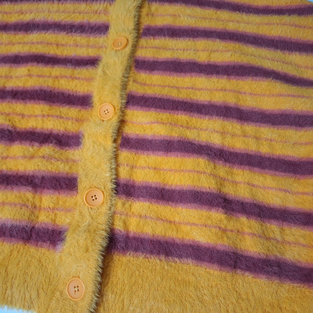 ๐NWT Levi's Orange "Cat" Fuzzy Wuzzy Cardigan Sweater - Picture 3 of 13